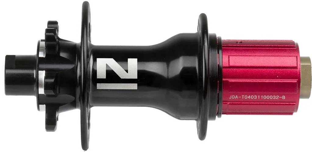 Moyeu Novatec D792SB arrière 12x142 mm noir : finissez-en avec le jeu