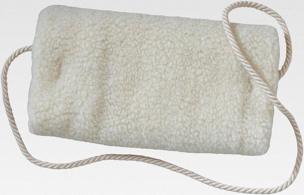 Muff aus Merino-Schafwolle von lebenden Schafen