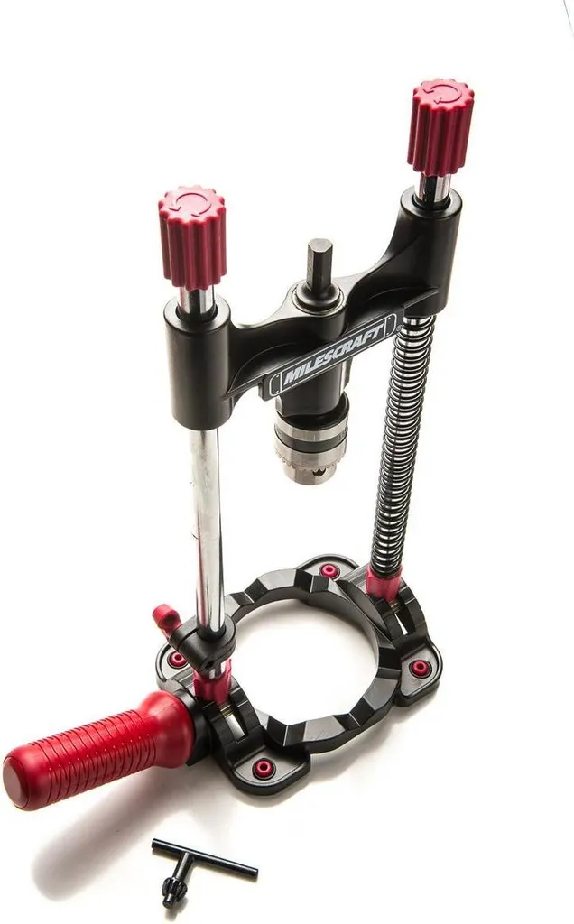 Comment Percer Droit ? Solution avec le Support DrillMate Orientable - 2