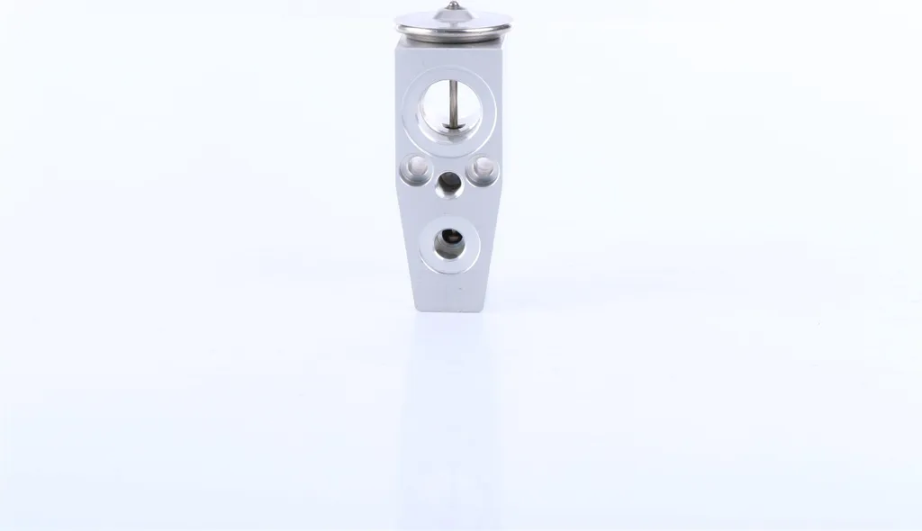 Réparation climatisation Ford Focus III : Valve d'expansion Nissens 999448