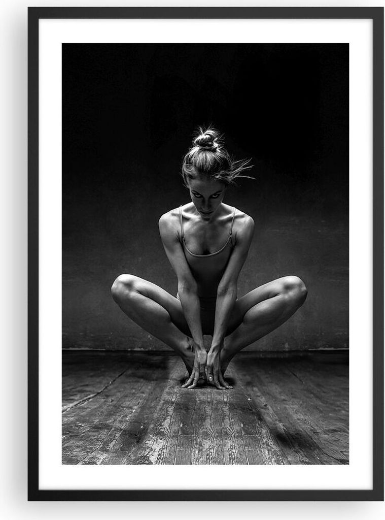 Gerahmtes Poster - Schwarzer Rahmen - Tänzerin Frau Ballerina - 50x70 cm - Wand Bild - Wanddeko - Wandbilder - Kunstposter - Wandposter - Bilderra...