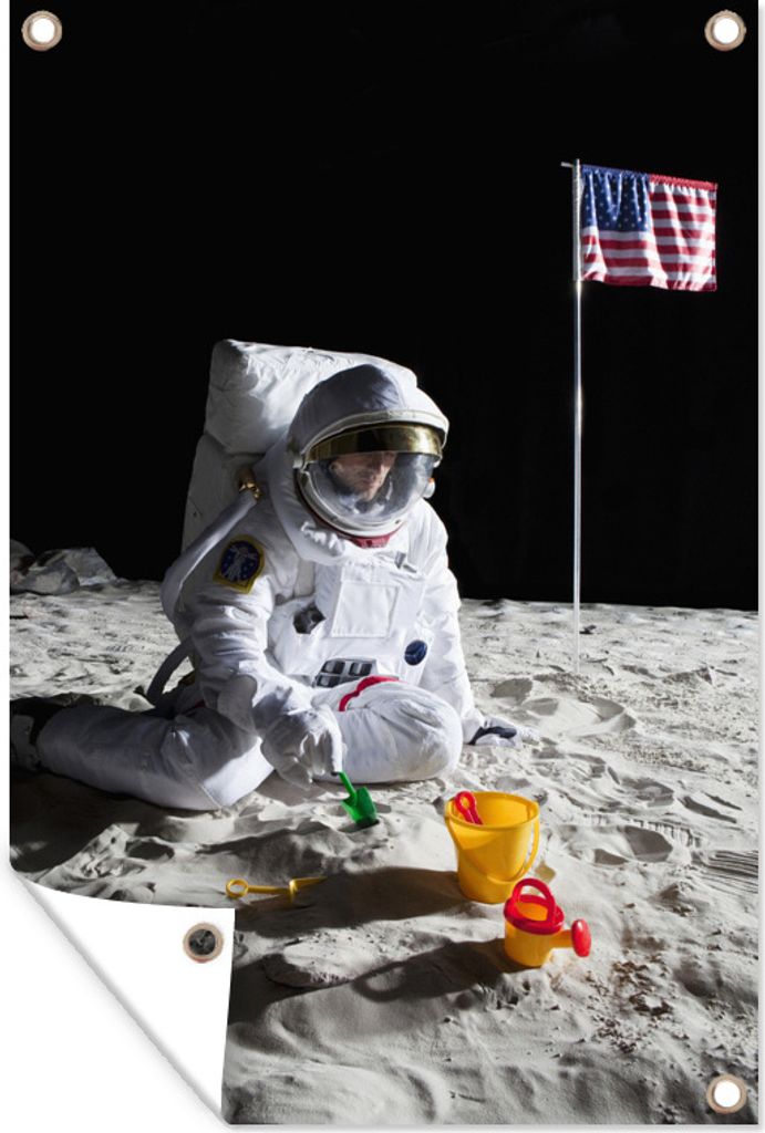 MuchoWow 40x60 cm Outdoor-Poster Gartendeko Sichtschutz Garten Poster für den Garten Astronaut - Mond - Sandburg