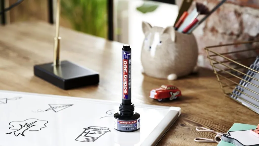 Finis les feutres secs ! 8 Marqueurs tableau blanc rechargeables pro