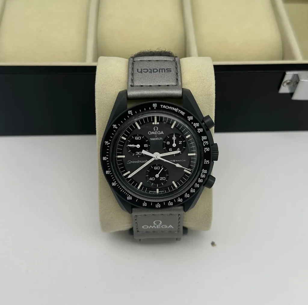 Moonswatch Mission to Mercury Omega x Swatch Design Speedmaster Gris