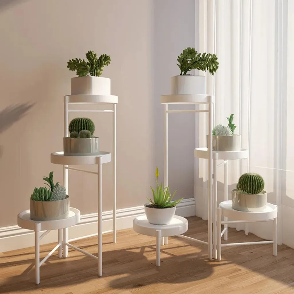 Gagnez de la place sur votre balcon : support plantes 3 niveaux pliable