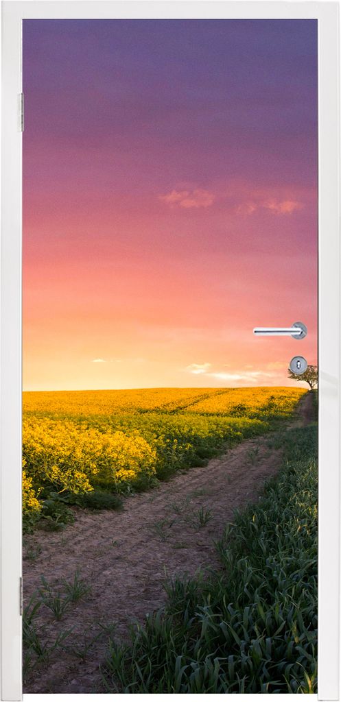 MuchoWow Türtapete Selbstklebende Türfolie Blumen - Straße - Himmel - Gelb - Lila - Sonnenuntergang - Natur 90x215 cm Türposter Türaufkleber...