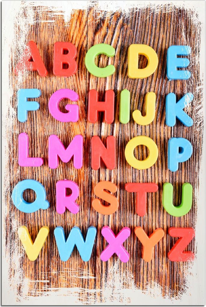 Kunstdrucke Wandbilder Holz in : Brillante Farben, Größe 60 x 90 cm Motiv Bunte Buchstaben - Alphabet auf Holz