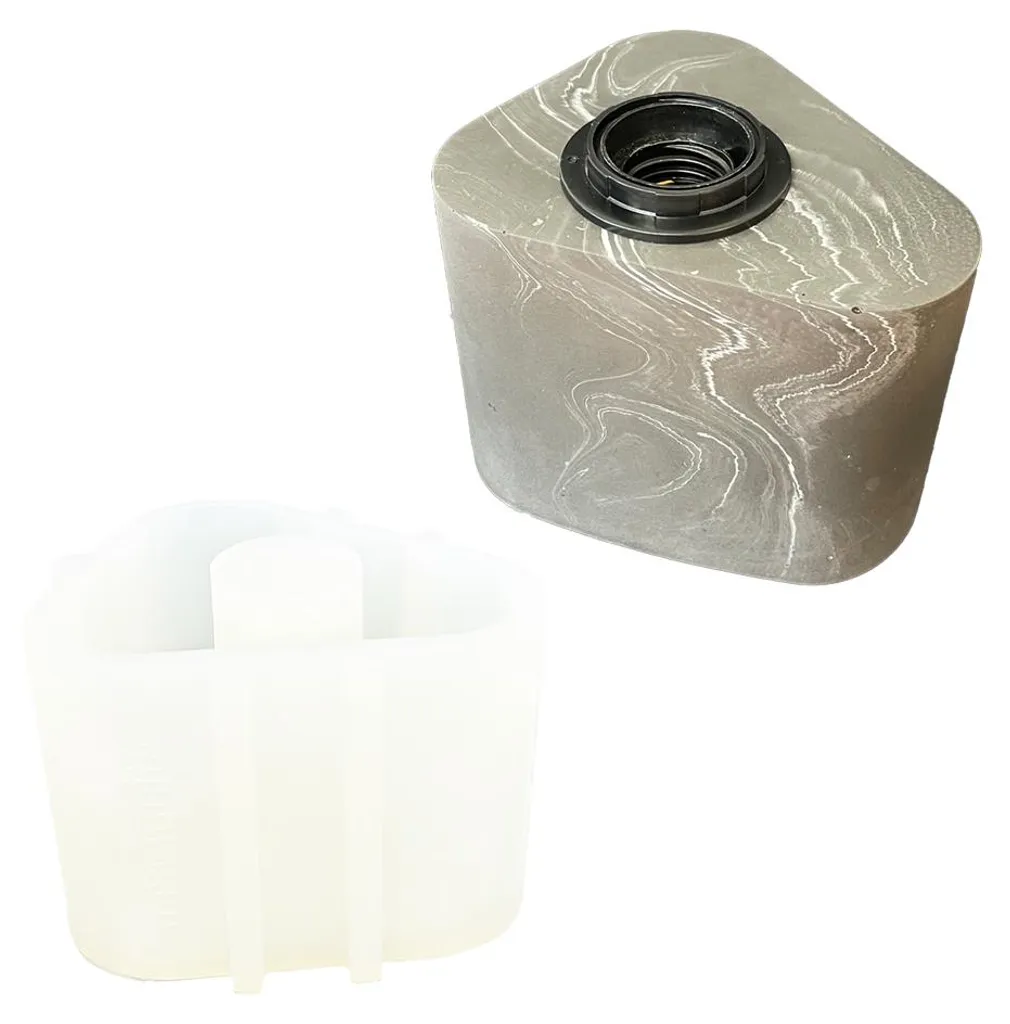Moule Silicone Lampe Triangle Jesmonite : Démoulage Facile et Sans Bulle