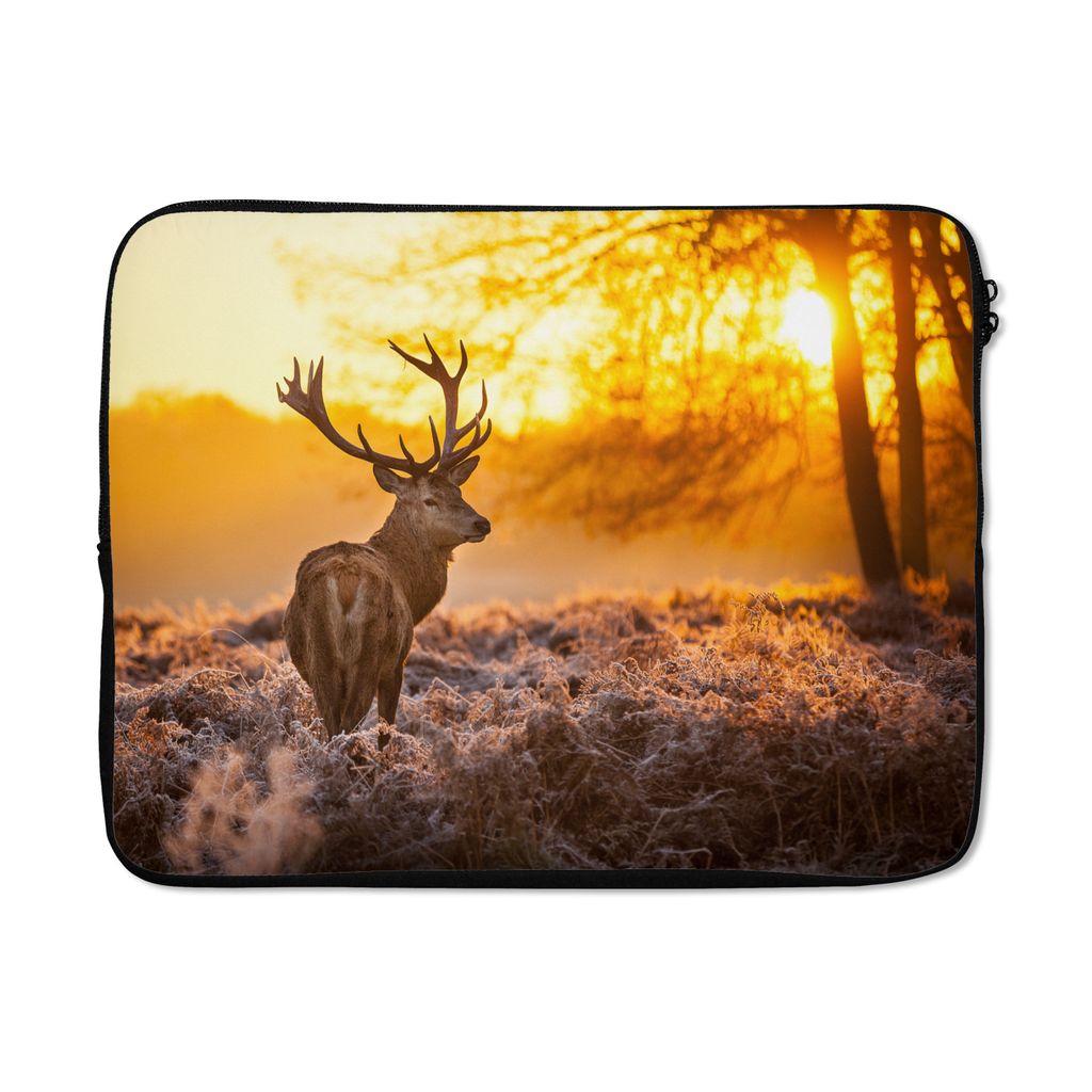 MuchoWow Laptop Hülle 17 Zoll Laptoptasche Hirsche - Tiere - Sonnenuntergang - Winter - Heidekraut - Natur - Zipper - Schutzabdeckung