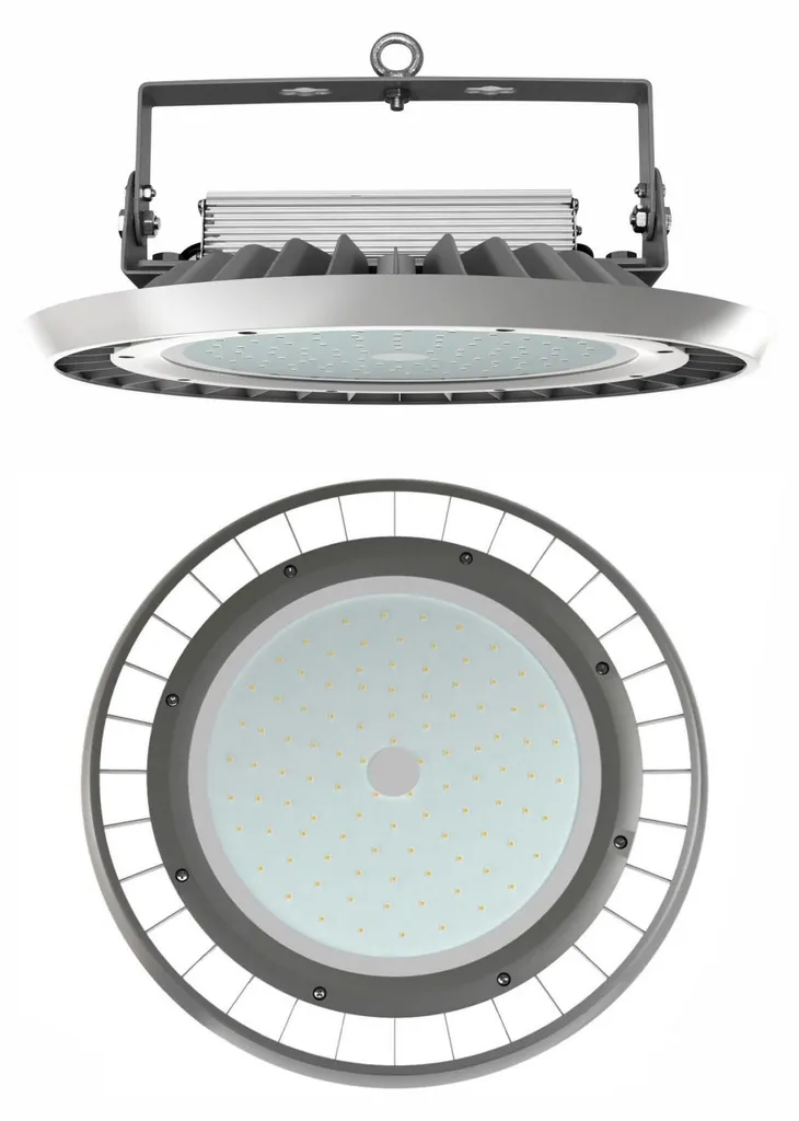 Suspension industrielle LED UFO 300W grand angle 110º pour entrepôt