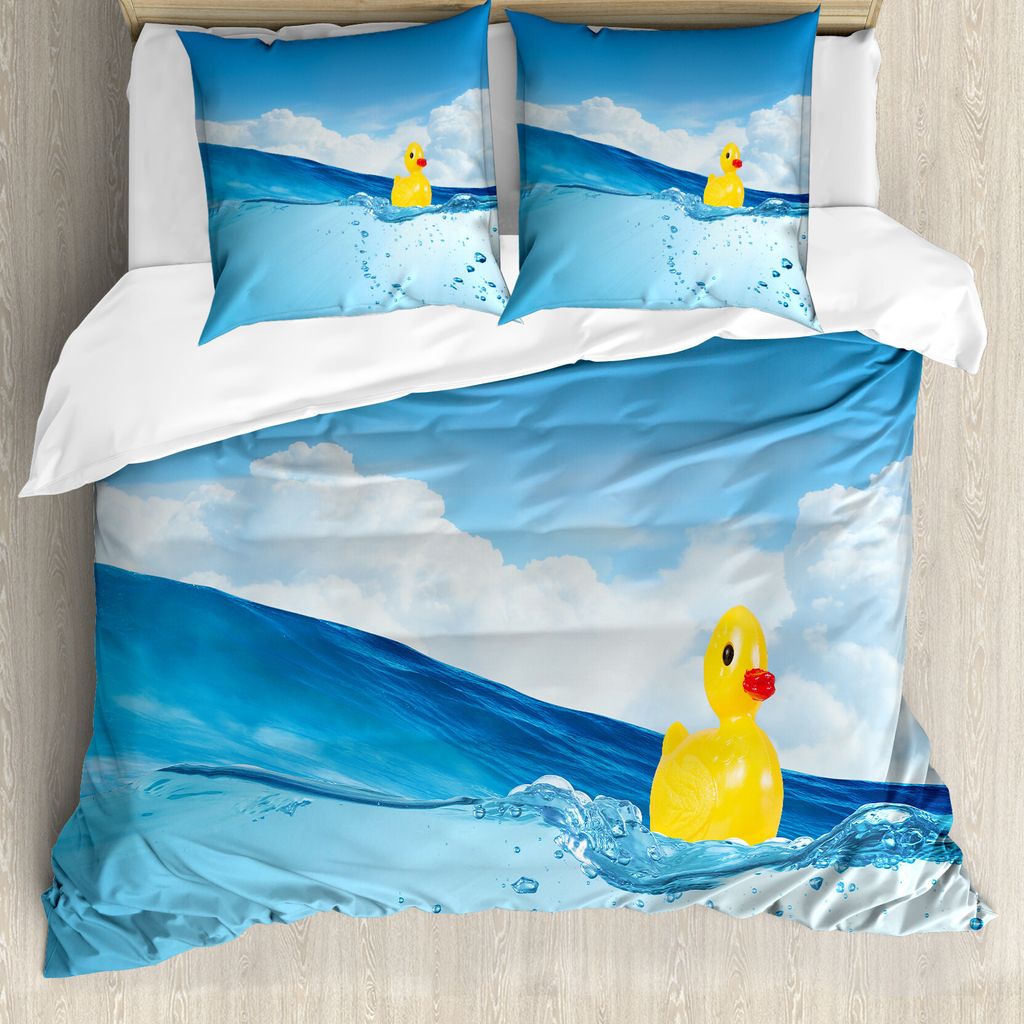 ABAKUHAUS Quietscheentchen Bettbezug, Schwimmen im Pool, Milbensicher Allergiker geeignet mit Kissenbezügen, 200 cm x 200 cm - 80 x 80 cm, Blau un...