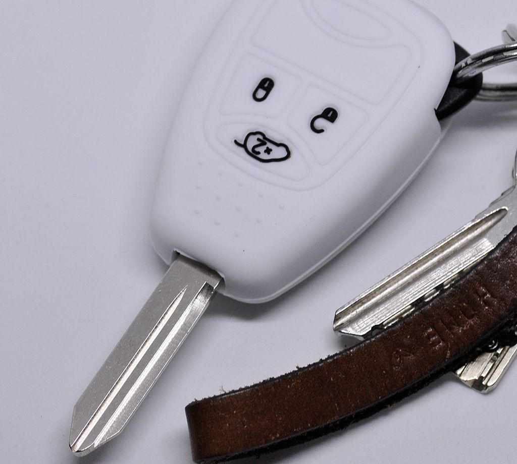 Auto Schlüssel Silikon Schutz Hülle Weiß kompatibel mit Chrysler 300C Voyager Sebring Dodge RAM Nitro Jeep Liberty Commander Grand Cherokee 3 Ta...