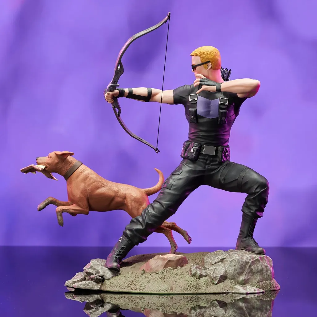 Figurine Hawkeye Marvel Durable 23 cm : Cadeau Idéal pour Collection - 3