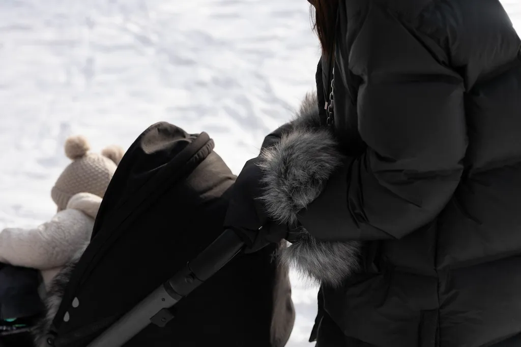 Muffle poussette imperméable et chaud Fuchs-Design coloris graphite