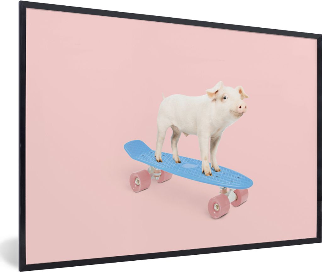 MuchoWow Gerahmtes Poster Schwein - Rosa - Skateboard - Blau - Tiere 90x60 cm - Poster mit Schwarzem Bilderrahmen Wandposter Rahmen Foto Bilder -...