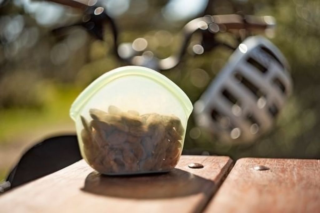 Hugger - Beutel - 400 ML - Juniper Clear