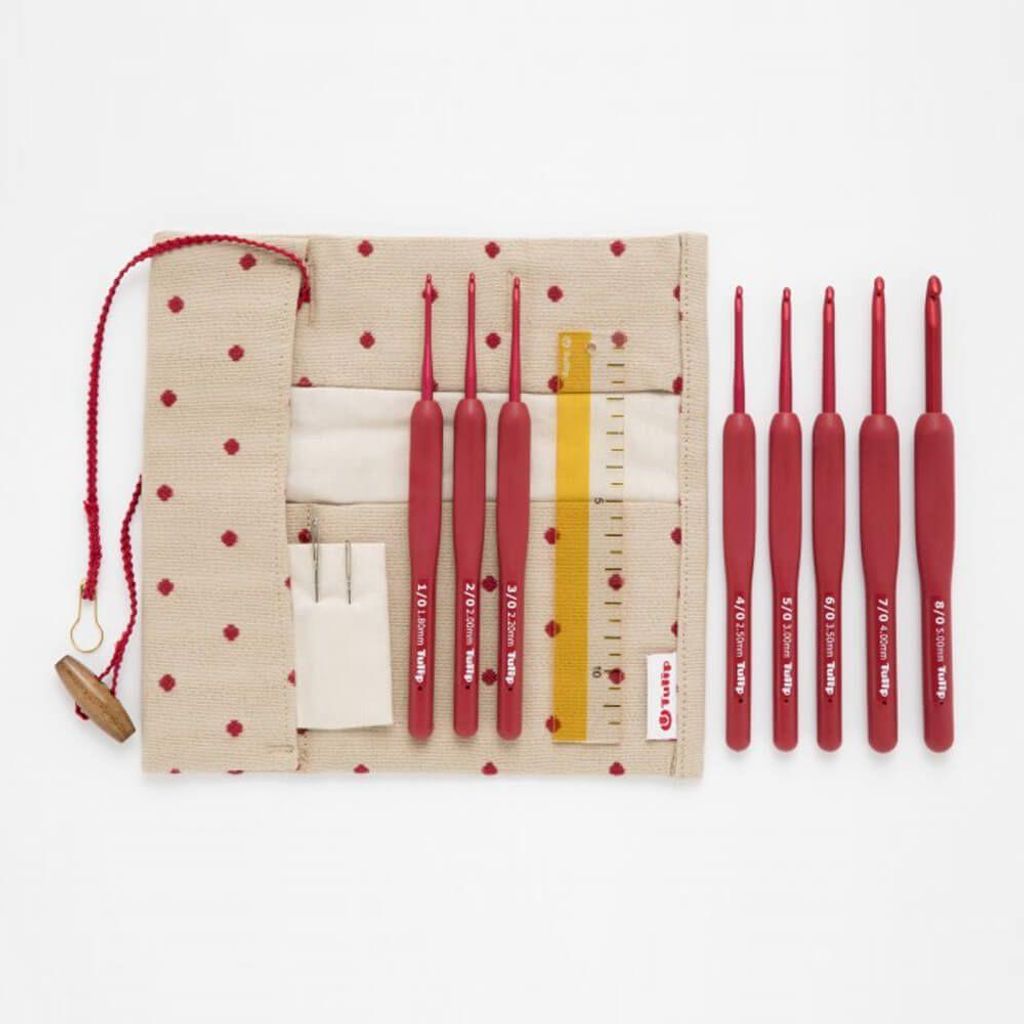 Zestaw szydełek Tulip Etimo Red / 1.8 - 5.0 mm Zdjęcie produktu 