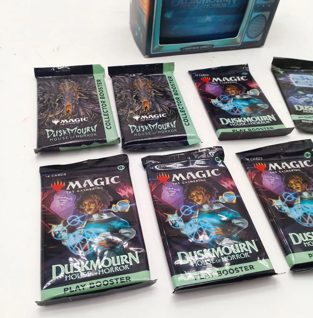 Nightmare Bundle Duskmourn MTG avec Boosters Collector et Accessoires - 4