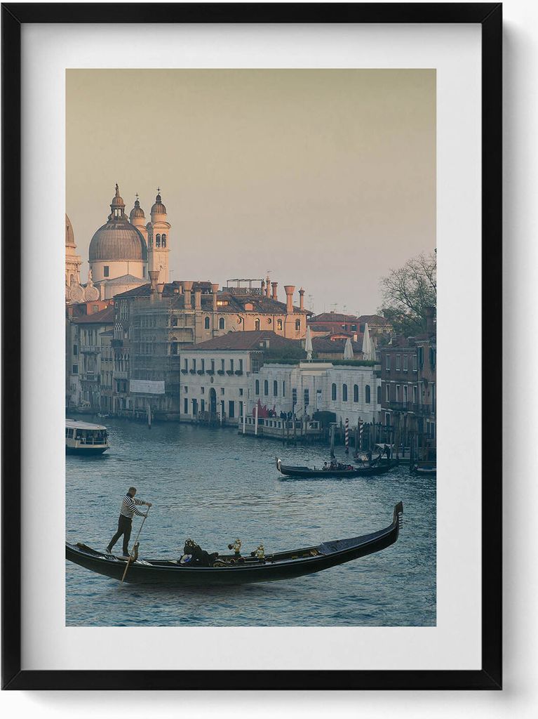 Gondel in Venedig, Italien– Wandbild mit Rahmen – Gerahmtes Bild – Wanddekoration – 50x70 cm – Schwarz Rahmen