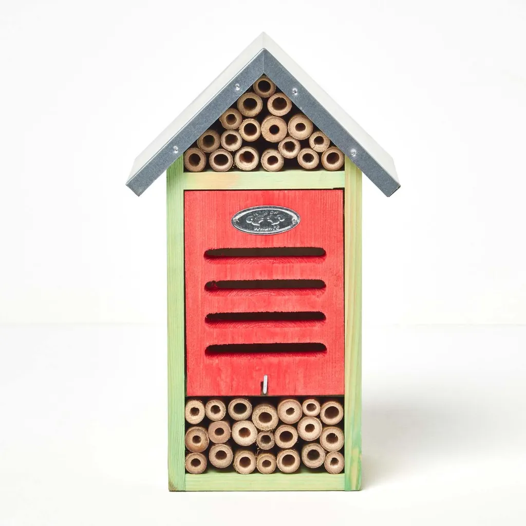 Hôtel pour insectes : Protégez votre jardin des pucerons naturellement