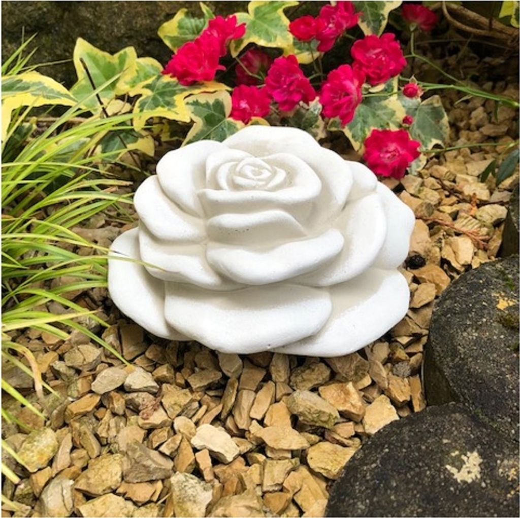 XXL Stein Rose Rosenblüte Blüte Blumen Steinguss frostfest Produktbild 