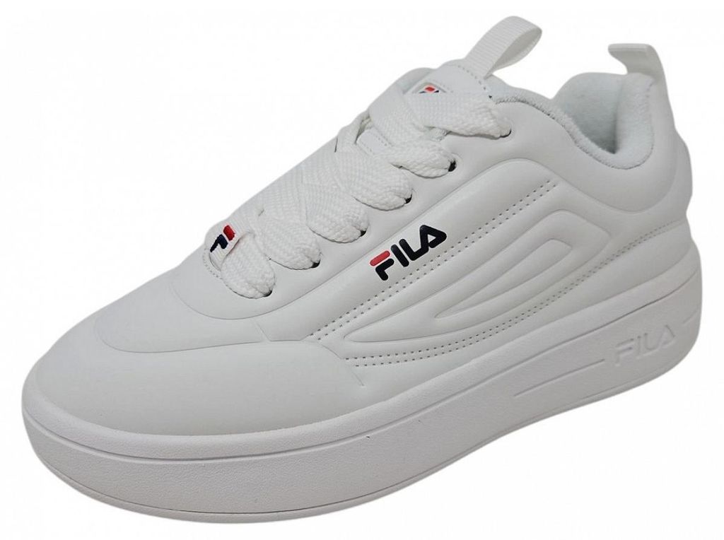 Weiße Damensportschuhe mit Stickerei und Schnürsenkeln entdecken