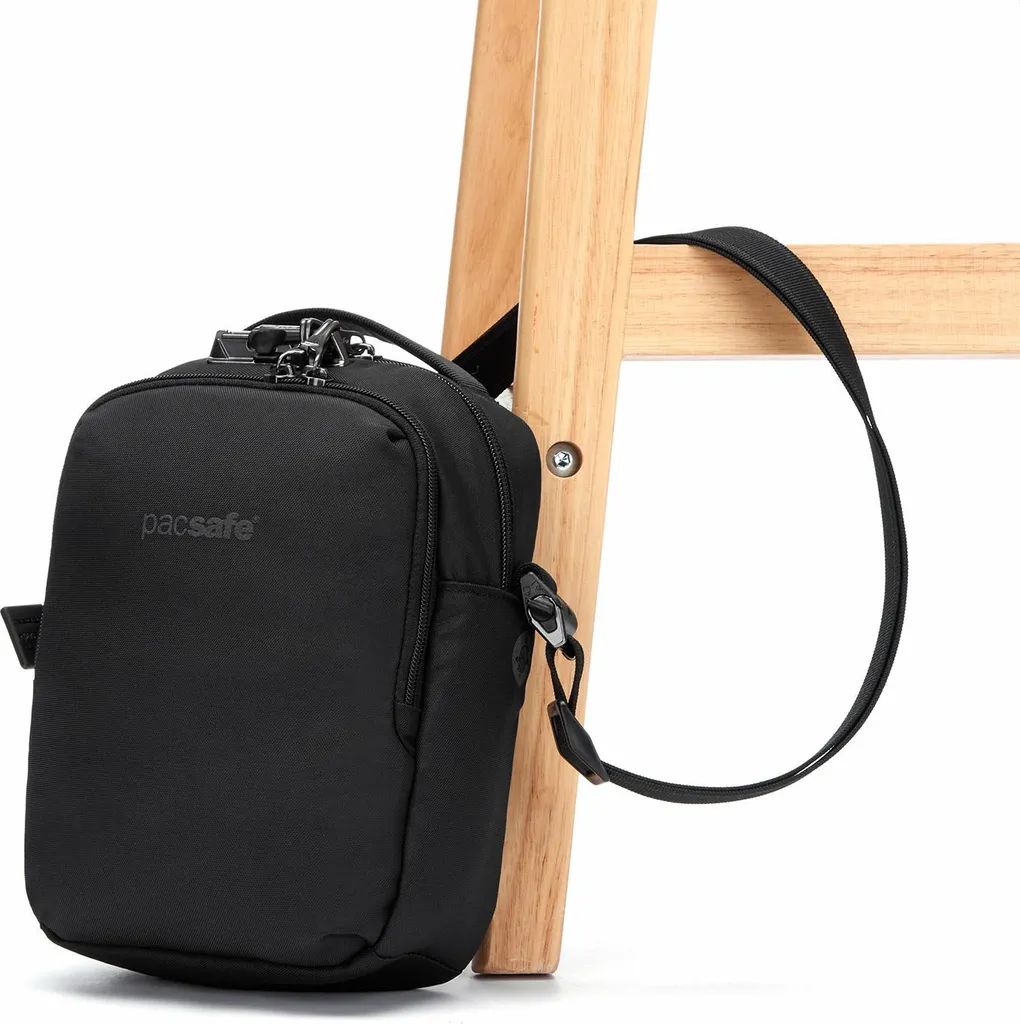 Pacsafe V Companion Crossbody: La Migliore Borsa per Viaggiare - 14