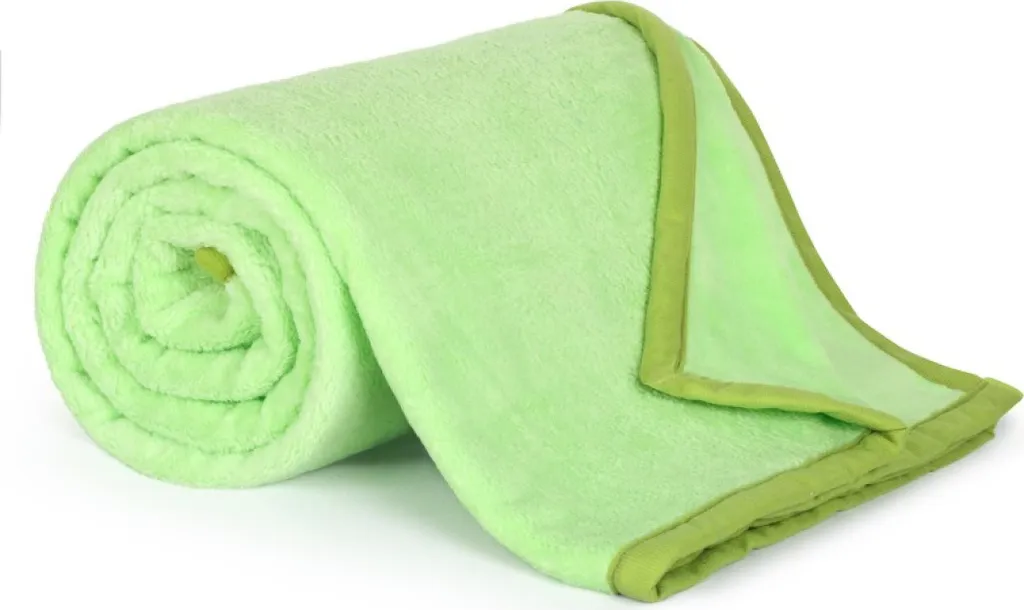 Couverture pour lit double vert clair 200x230cm idéale soirées cocooning