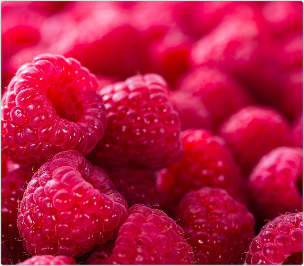 Spritzschutz Herdabdeckplatte Schneidebrett aus Glas Frische Himbeeren 1-Teilig (60x52cm)