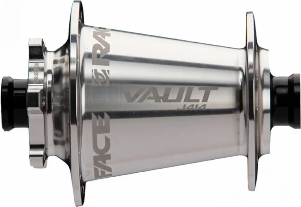 Fini le Jeu dans la Roue avec le Moyeu Race Face Vault 15x110 Boost 32h Argent