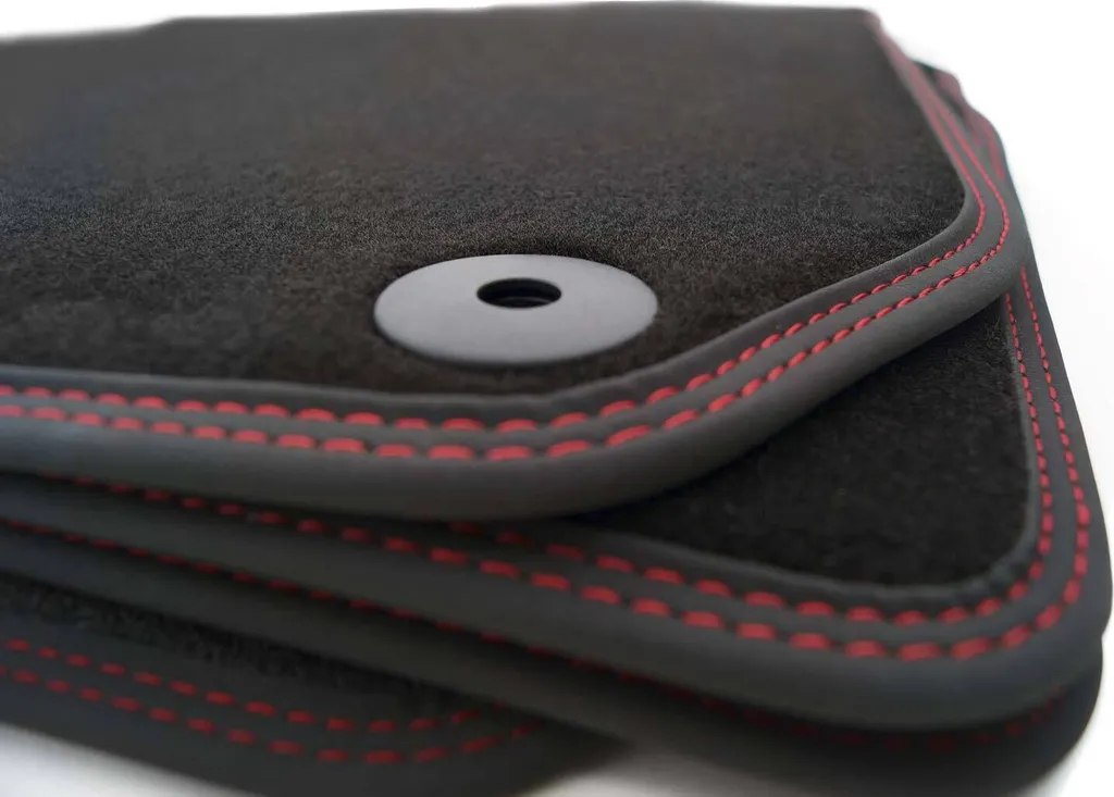 Tappetini in Velluto Premium per VW Golf 8 VIII - Finitura Nero/Rosso