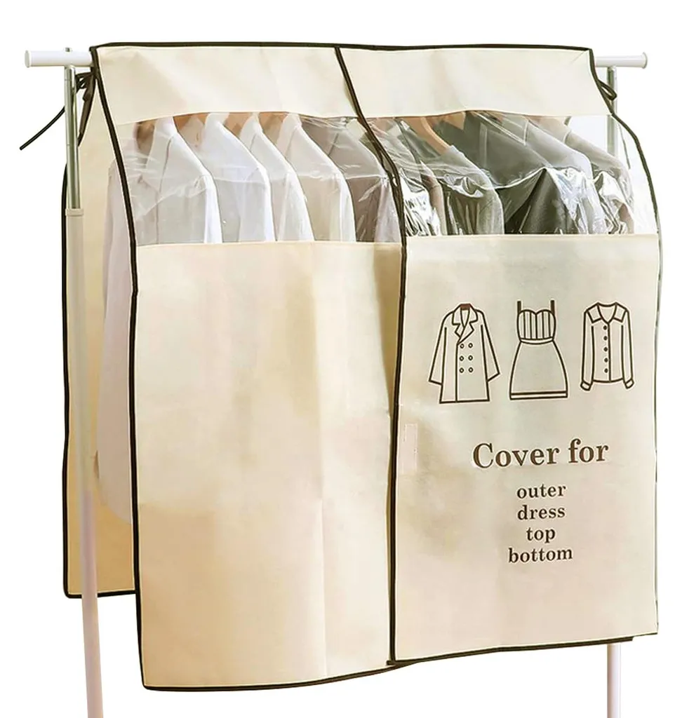 Protégez vos vêtements de la poussière avec cette housse 120x120cm beige