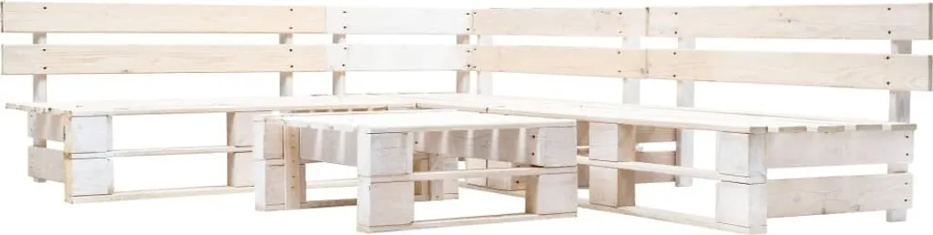 Aménagez votre terrasse avec 4 palettes Lounge en bois blanc modulables