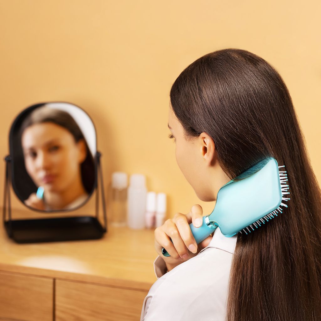 Navaris Haarbürste mit Gel Griff - Paddle Brush für kurze & lange Haare - zum Bürsten Föhnen - Haar Bürste Kamm mit Belüftungsloch - Blau Weiß