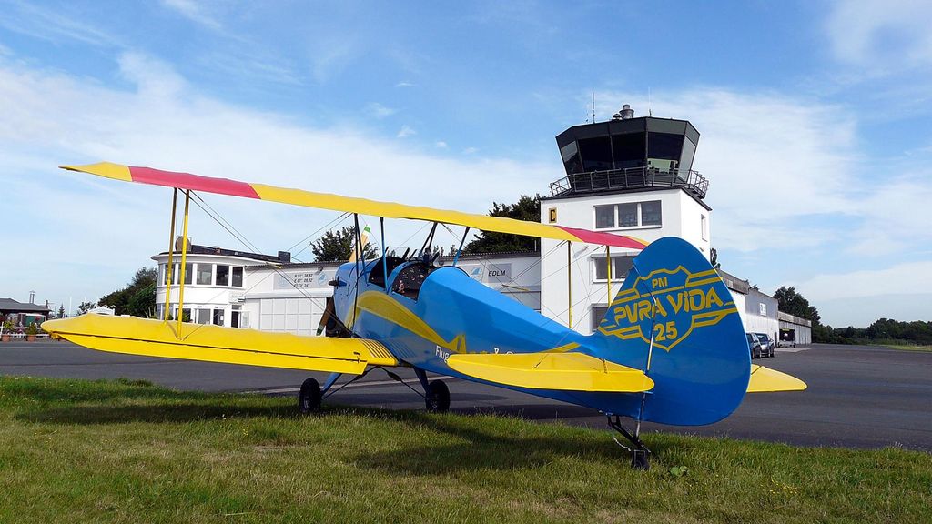 Jochen Schweizer Doppeldecker Rundflug Marl; Erlebnis verschenken oder selbst erleben; Gutschein gültig für 1 Person