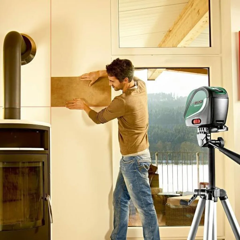 Laser Croix Bosch UniversalLevel 2 Set Haute Précision avec Trépied