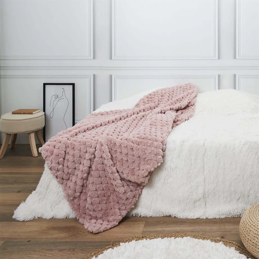 Plaid Rose 120x150cm Texture Opulence - Couverture Douce et Chaude - 5