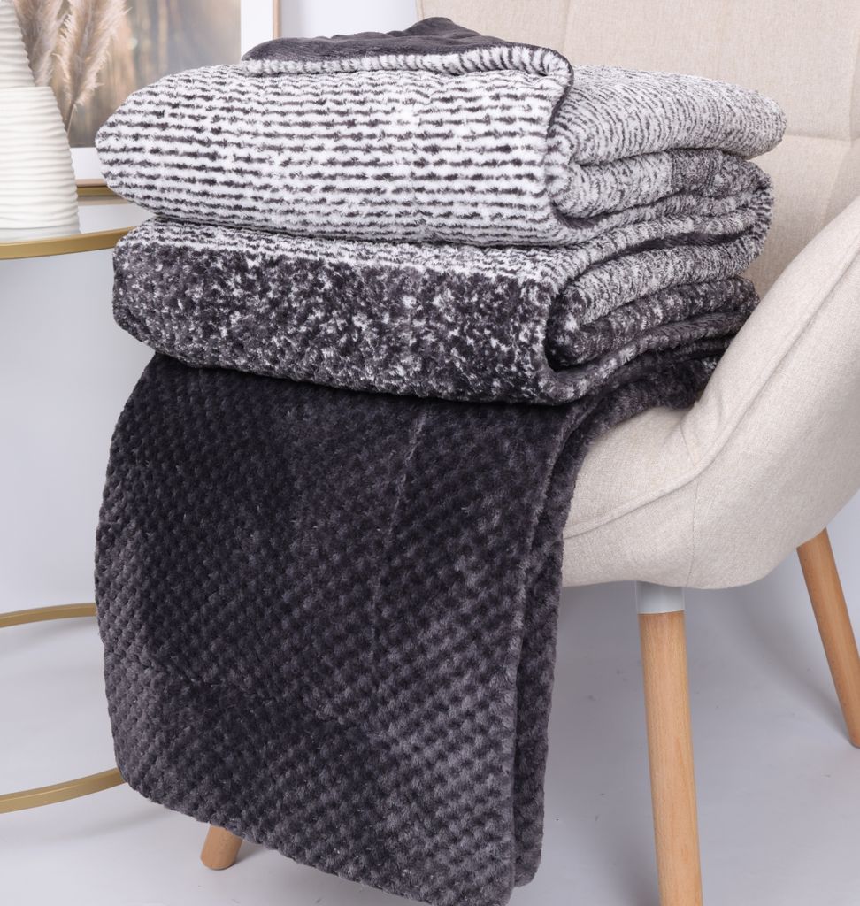 Betz Luxus Kuscheldecke MAILAND 150x200 cm Wohndecke XXL Farbe: grau