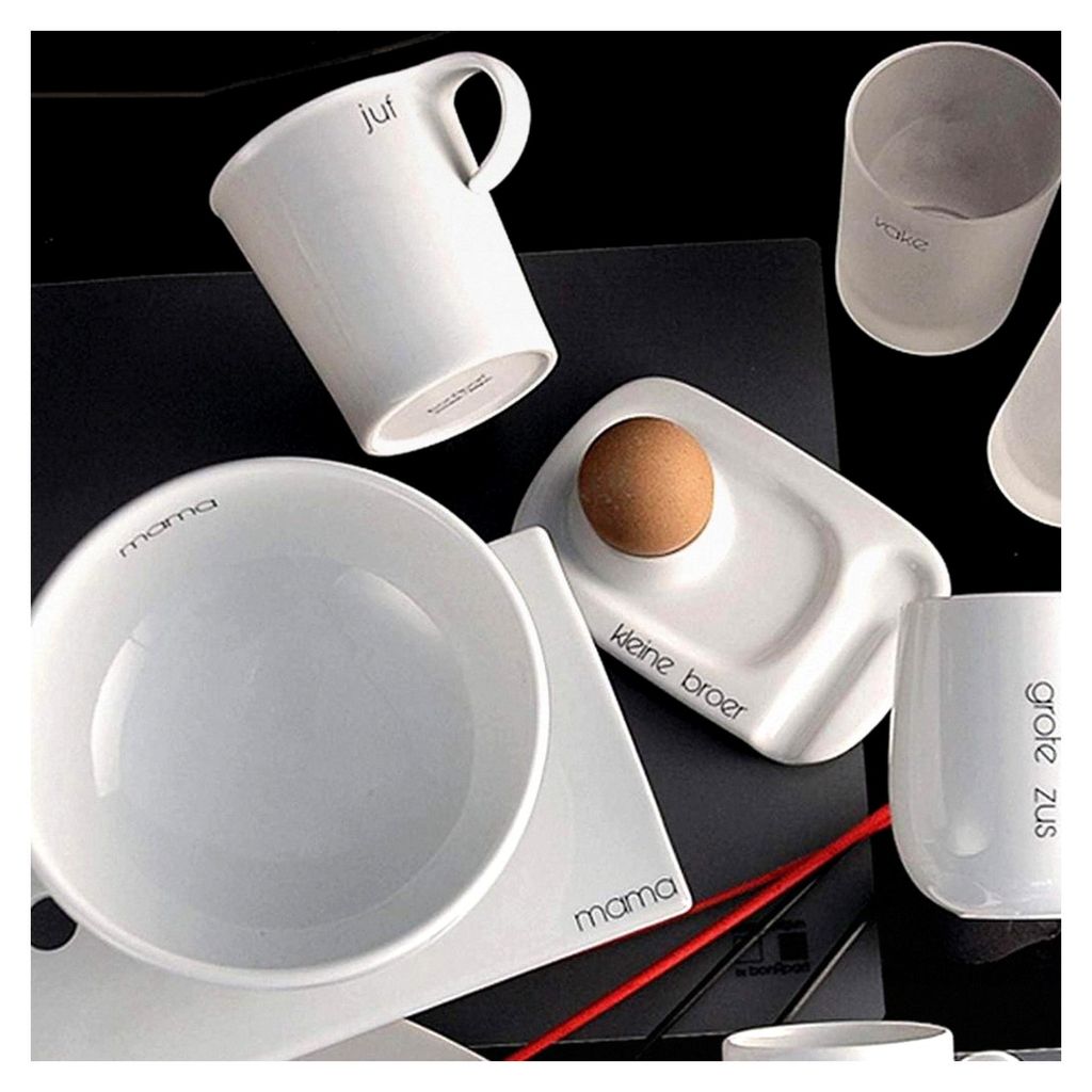 Eierbecher mit Löffelablage groß aus Porzellan