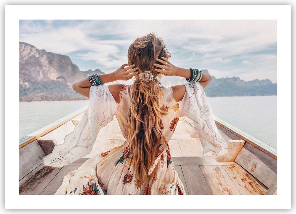 Poster - Poster ohne Rahmen - Frau Boot Rücken - 70x50 cm - Wand Bild - Wanddeko - Wandbilder - Kunstposter - Wandposter - Bilder - Kunstdruck - W...
