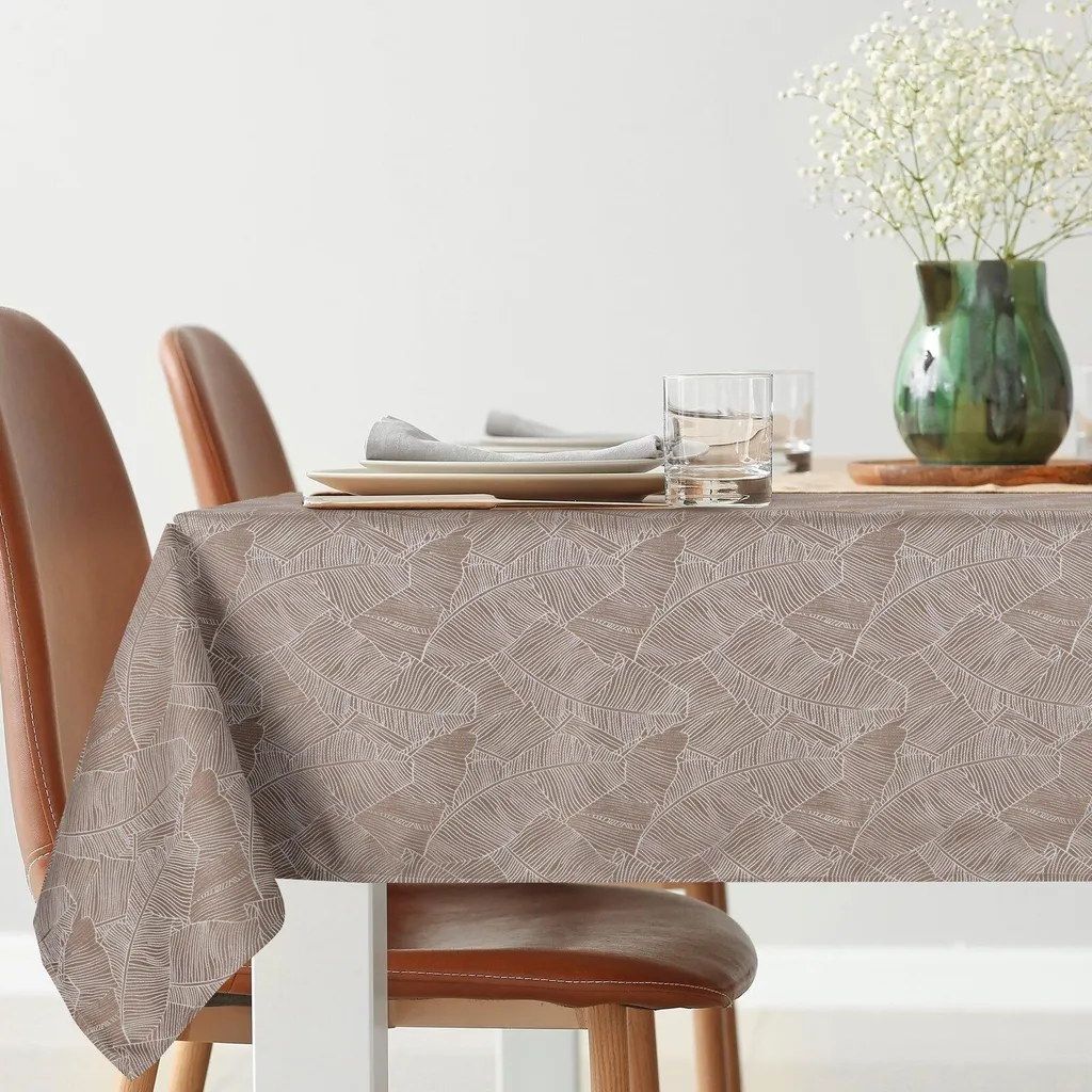 Nappe ISLA beige foncé 140x260 cm anti-taches et facile d'entretien