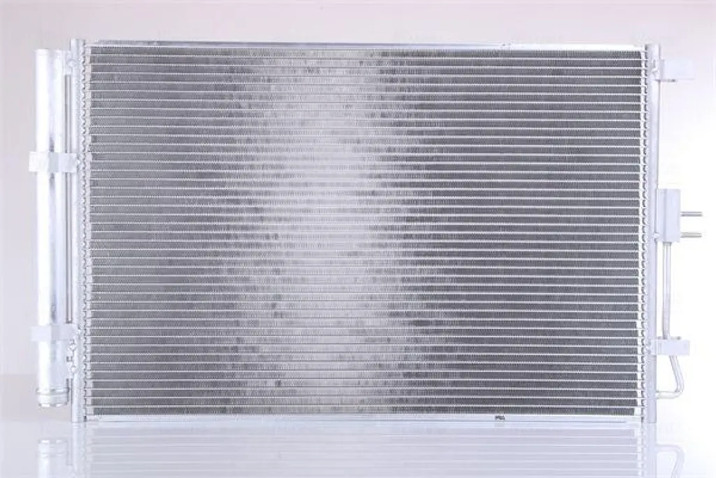 Condenseur clim Nissens 940573 haute résistance compatible 976062K600