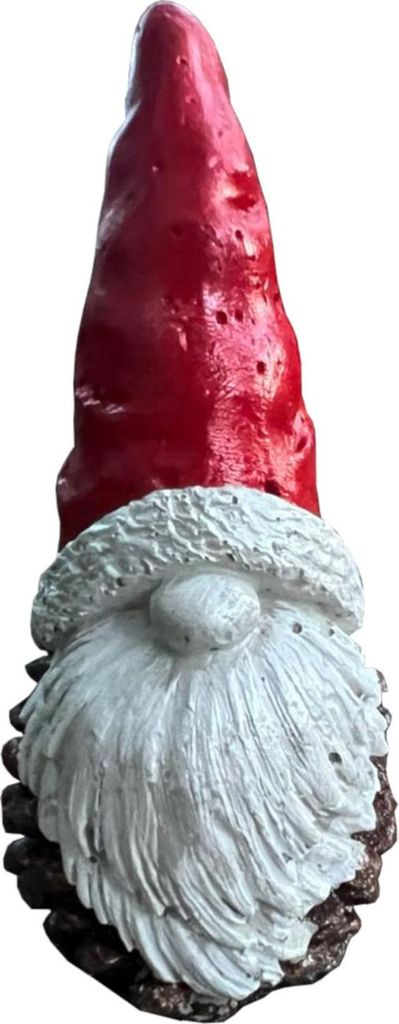 Cooler Wichtel aus Beton - ein echter Hingucker!