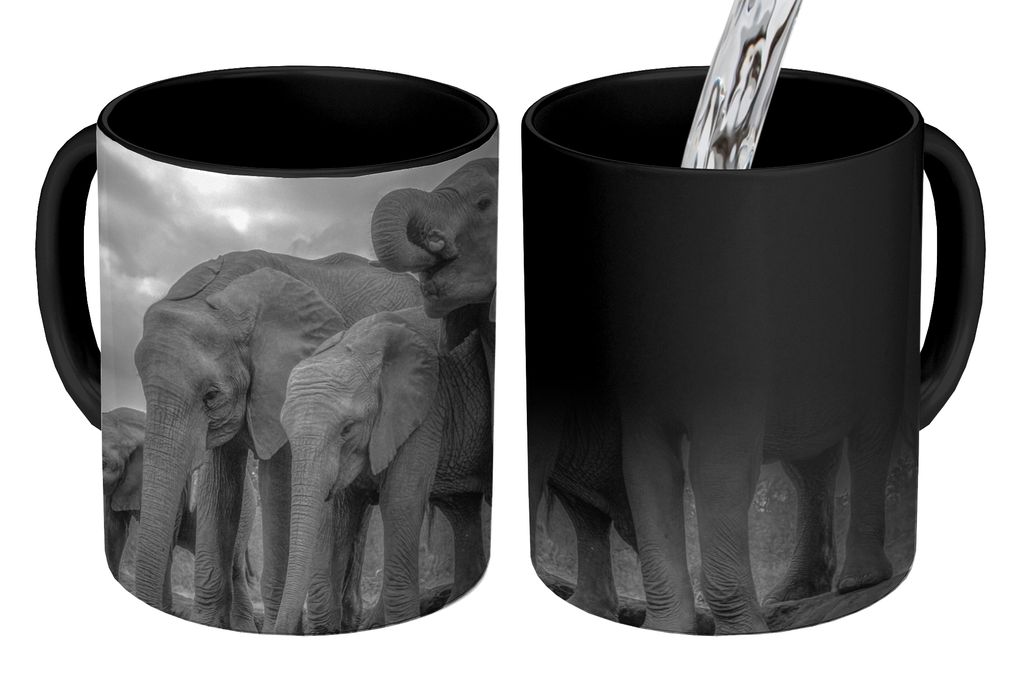 KitchenYeah Zauber Tasse Zaubertasse Magic Elefant - Tiere - Wasser - Schwarz und weiß 350 ml Farbwechsel Becher Geschenk Geschenkidee - Magic-T...