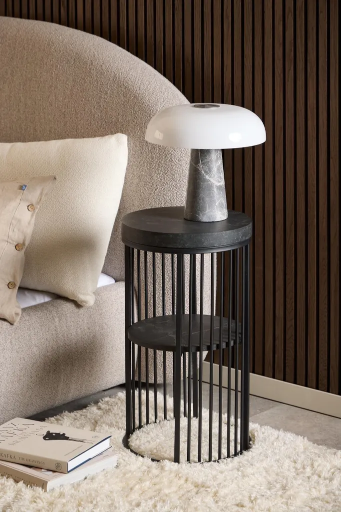 Table de nuit Strington avec 1 étagère noire pour chambre moderne - 9