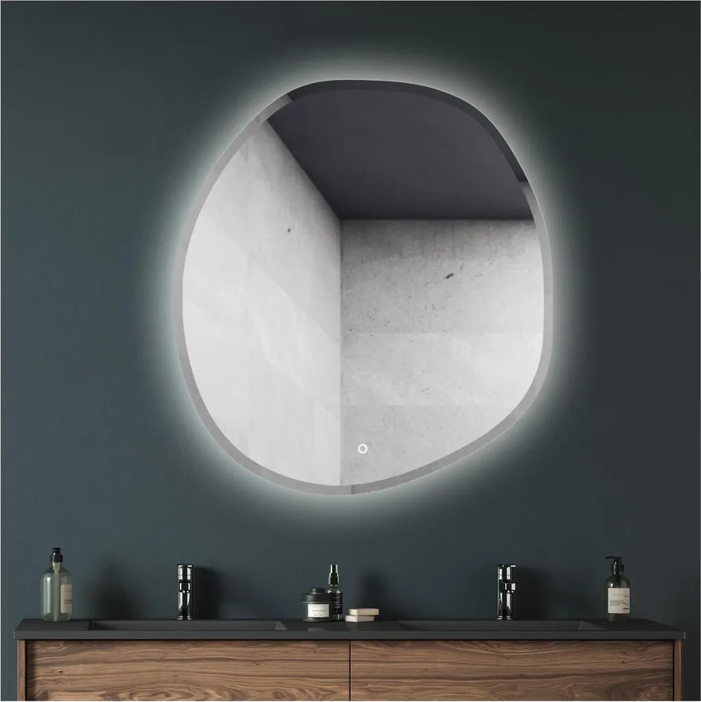 Miroir LED organique FLUEA 80cm bords biseautés et lumière naturelle