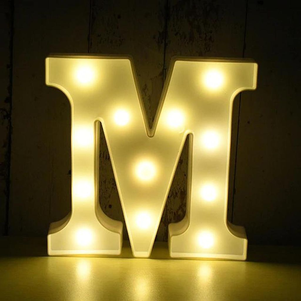 LED podsvietené písmeno 3D, 22 cm písmeno M Obrázok produktu 