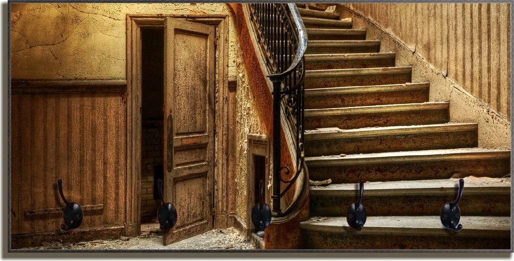 Wallario Flurgarderobe Wandgarderobe aus Holz, mit 5 Haken, Größe 80 x 40 cm, Motiv Rustikale Holztreppe