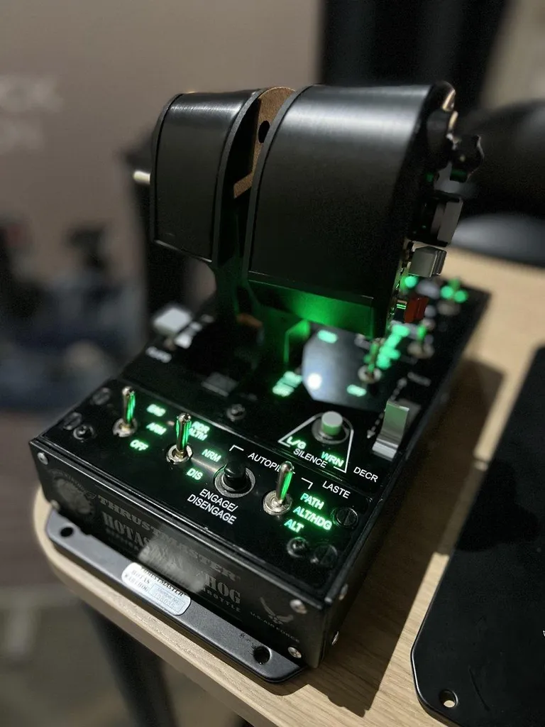 Thrustmaster Hotas Warthog Dual Joystick et Manette des Gaz USB PC - 14