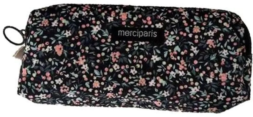 Étui noir à motif floral discret pour une protection chic au quotidien